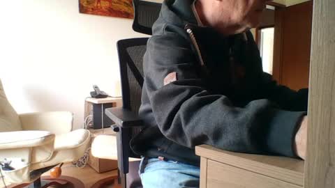 camcologne online show from 03-24-26, 10:09