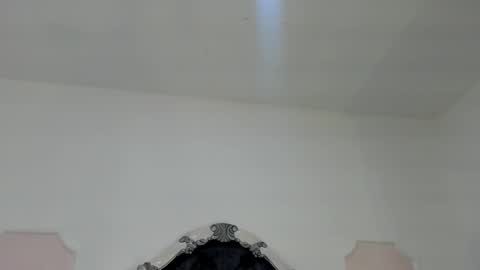 Snapshot of cameron69_ chatting on 03-10-25, 10:34 Cameron online show from 03-10-25, 10:34