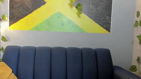 Snapshot of cameron_lux4 chatting on 10-22-25, 03:29 CAMERON online show from 10-22-25, 03:29