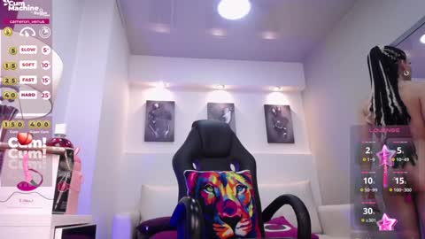 Snapshot of cameron_venus chatting on 01-30-25, 06:54 Venus online show from 01-30-25, 06:54