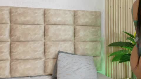 Cameron  online show from 04-28-26, 07:30