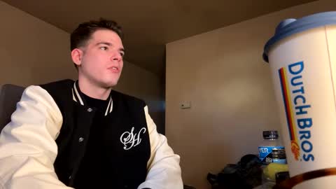 Snapshot of camerondt chatting on 01-02-25, 10:55 camerondt online show from 01-02-25, 10:55