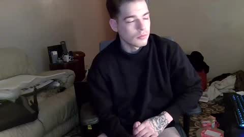 Snapshot of camerondt chatting on 01-08-25, 01:32 camerondt online show from 01-08-25, 01:32