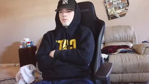 Snapshot of camerondt chatting on 02-05-26, 07:51 camerondt online show from 02-05-26, 07:51