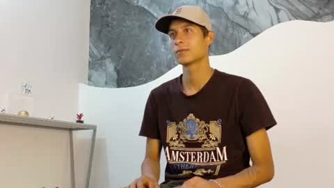 cameronsilverman online show from 06-17-26, 08:32