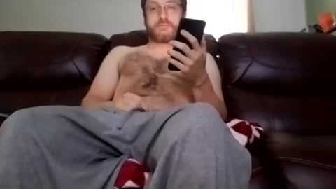 Snapshot of camguy2425 chatting on 01-12-25, 01:05 CamGuy online show from 01-12-25, 01:05