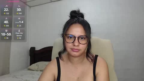 Snapshot of cami_valbuena chatting on 09-29-25, 09:41 Camila Valbuena online show from 09-29-25, 09:41