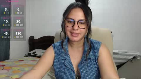 Snapshot of cami_valbuena chatting on 04-20-26, 09:16 Camila Valbuena online show from 04-20-26, 09:16