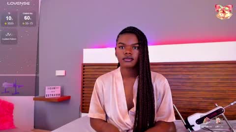 Snapshot of camiestrada chatting on 12-29-24, 10:14 camiestrada online show from 12-29-24, 10:14