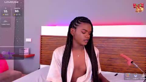 Snapshot of camiestrada chatting on 12-30-24, 01:58 camiestrada online show from 12-30-24, 01:58