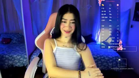 Snapshot of camiilaatorres chatting on 11-06-25, 02:45 camila online show from 11-06-25, 02:45