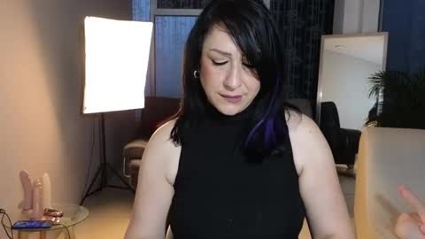 Camil online show from 12-30-24, 11:15