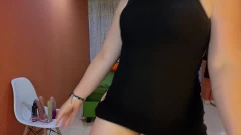 Camil online show from 10-12-25, 10:47