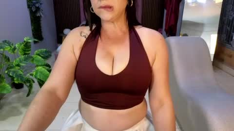 Camil online show from 04-25-26, 11:13