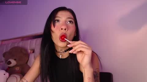 Cami online show from 06-11-26, 02:11