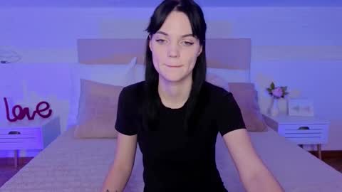 Camila online show from 11-19-25, 10:10