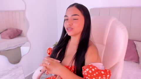 Snapshot of camila_adams chatting on 12-29-24, 05:44 Cami online show from 12-29-24, 05:44