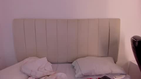 Snapshot of camila_adams chatting on 02-10-25, 07:28 Cami online show from 02-10-25, 07:28