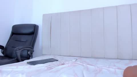 Snapshot of camila_adams chatting on 02-24-25, 10:58 Cami online show from 02-24-25, 10:58