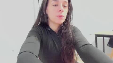 Cami online show from 10-01-25, 06:52
