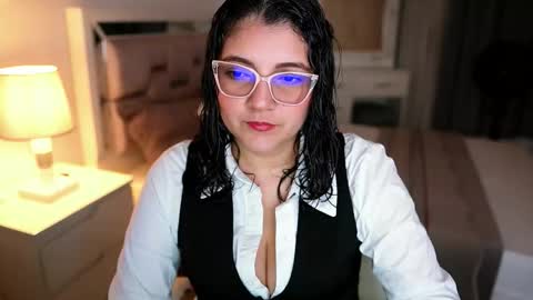 Camila buitrago online show from 02-28-26, 12:00