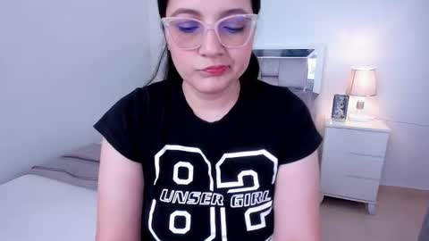 Camila buitrago online show from 03-23-26, 03:38