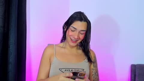 Snapshot of camila_coxx chatting on 12-08-24, 09:08 s online show from 12-08-24, 09:08