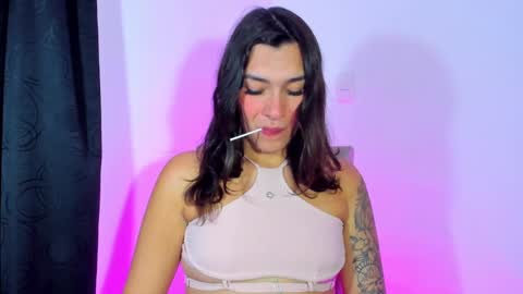 Snapshot of camila_coxx chatting on 12-12-24, 04:26 s online show from 12-12-24, 04:26