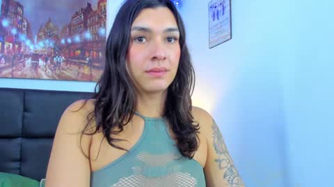 Snapshot of camila_coxx chatting on 01-14-25, 11:10 s online show from 01-14-25, 11:10