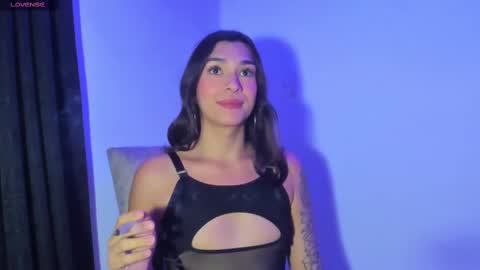 Snapshot of camila_coxx chatting on 03-05-25, 04:34 s online show from 03-05-25, 04:34
