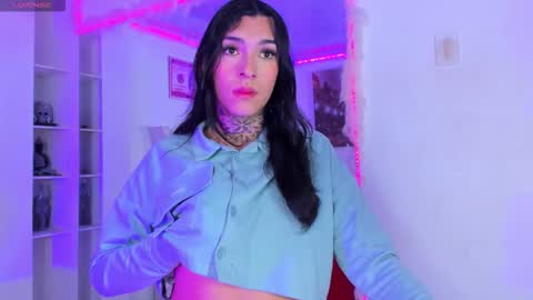 Snapshot of camila_coxx chatting on 10-16-25, 03:02 s online show from 10-16-25, 03:02