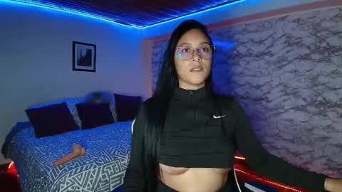 Snapshot of camila_iroose chatting on 02-26-26, 09:58 Camila Roose online show from 02-26-26, 09:58