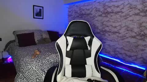 Snapshot of camila_iroose chatting on 03-06-26, 09:55 Camila Roose online show from 03-06-26, 09:55