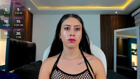 camila_martinez9 online show from 03-04-25, 11:29