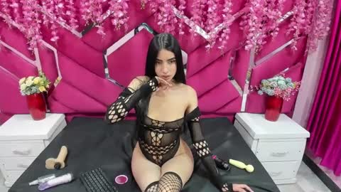 camila_reyess_ online show from 01-28-25, 06:38