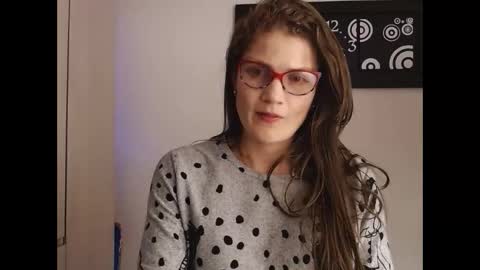 Camila ventura online show from 11-02-25, 03:20
