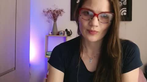 Camila ventura online show from 11-28-25, 11:29