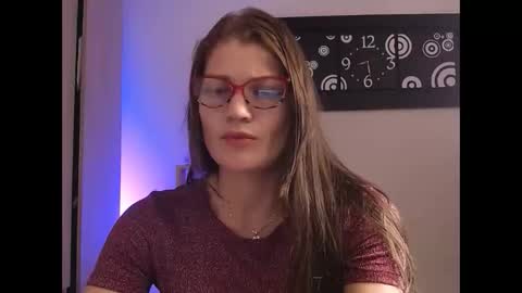 Camila ventura online show from 11-30-25, 06:12
