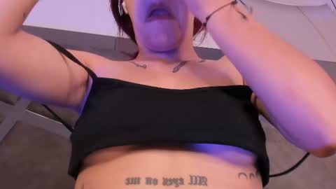 camilaa_smith_ online show from 07-25-26, 04:26