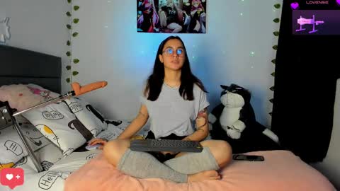 CAMILAA LEE  online show from 03-04-25, 01:12