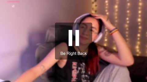 CAMILAA LEE  online show from 11-08-25, 04:12