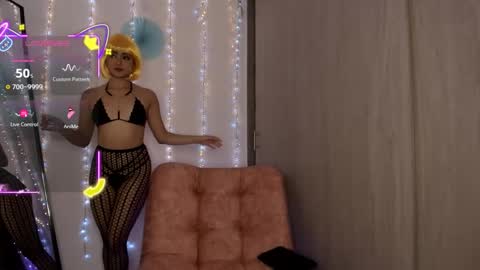 Cami  online show from 10-25-25, 02:35