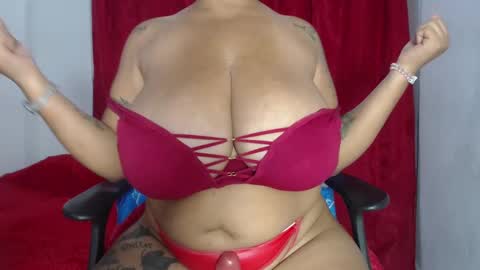 Snapshot of camilabbxc chatting on 02-05-25, 10:01 camila online show from 02-05-25, 10:01