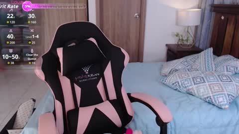 Snapshot of camilacarter chatting on 11-25-25, 02:11 camilacarter online show from 11-25-25, 02:11