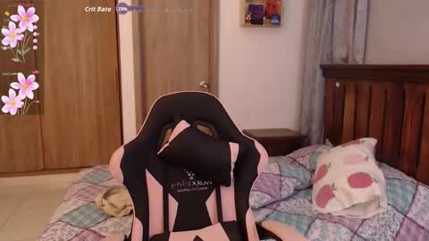 Snapshot of camilacarter chatting on 03-09-26, 05:11 camilacarter online show from 03-09-26, 05:11