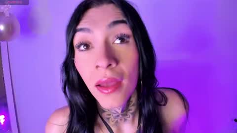 Snapshot of camilacoxx chatting on 06-30-26, 04:35 online show from 06-30-26, 04:35