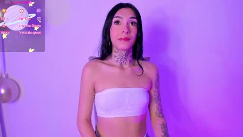 Snapshot of camilacoxx chatting on 07-04-26, 03:56 online show from 07-04-26, 03:56