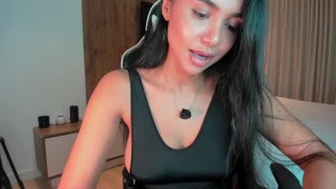 Camila online show from 02-10-26, 11:09