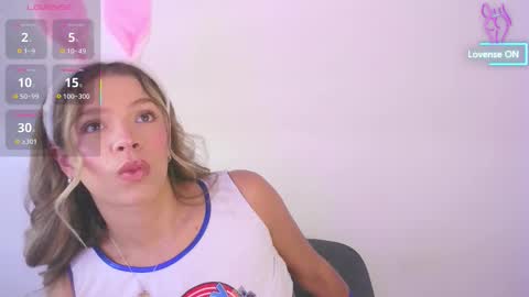 Camila Monroee  online show from 10-28-25, 01:58