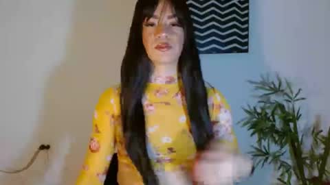 camilaparrisx online show from 06-25-26, 02:33